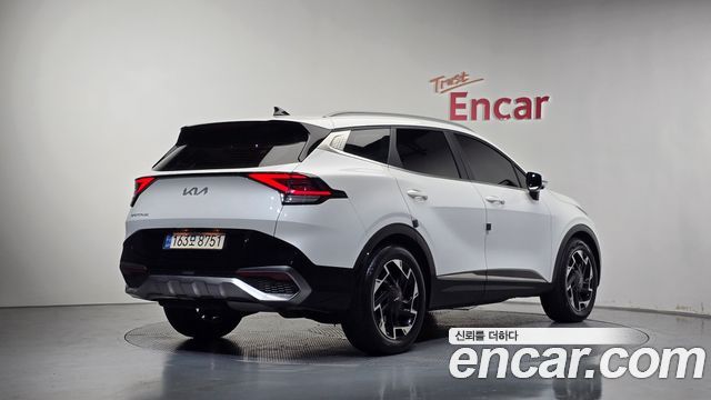 Kia Sportage (V) Diesel 2.0 2WD Signature 2023 — фото 2