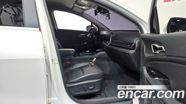 Kia Sportage (V) Diesel 2.0 2WD Signature 2023 — фото 26