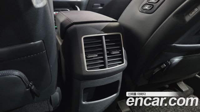 Kia Sportage (V) Diesel 2.0 2WD Signature 2023 — фото 35