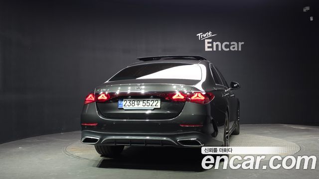 Mercedes-Benz E-Class (W214) E300 4MATIC AMG Line 2024 — фото 4