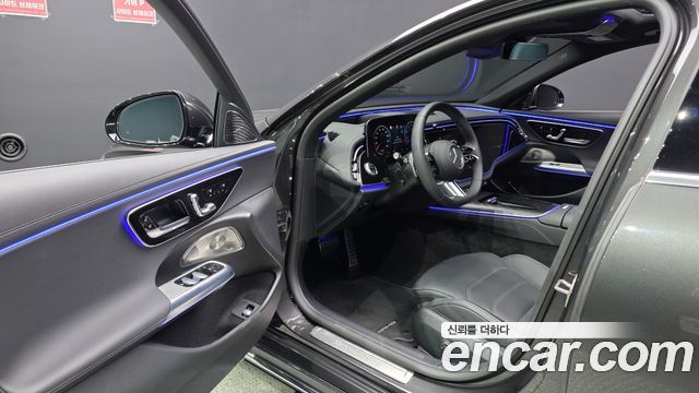 Mercedes-Benz E-Class (W214) E300 4MATIC AMG Line 2024 — фото 10