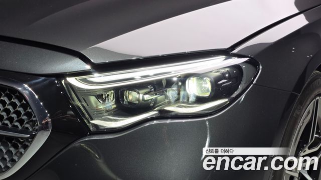 Mercedes-Benz E-Class (W214) E300 4MATIC AMG Line 2024 — фото 22