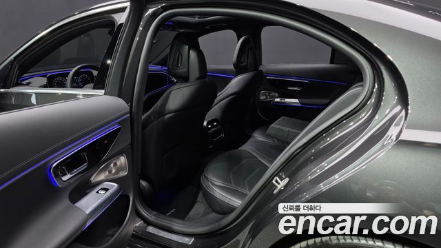 Mercedes-Benz E-Class (W214) E300 4MATIC AMG Line 2024 — фото 26