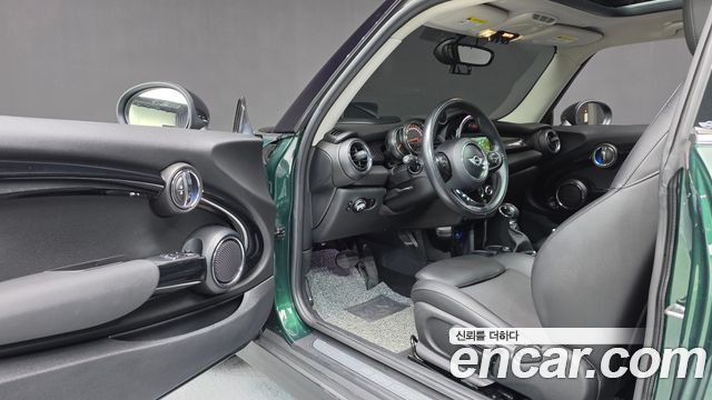 MINI Cooper S Standard Third Generation 2016 — фото 17