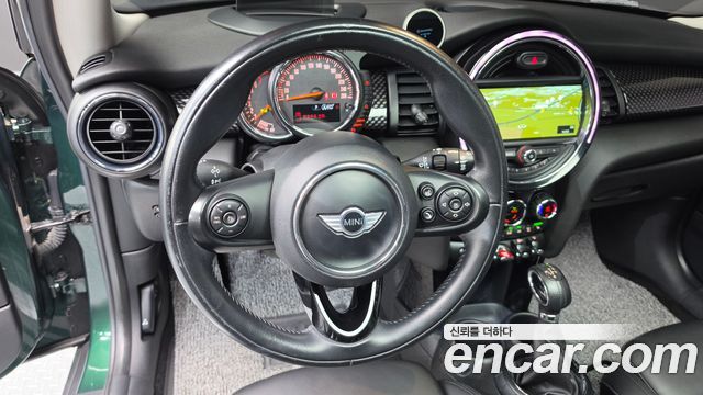 MINI Cooper S Standard Third Generation 2016 — фото 18