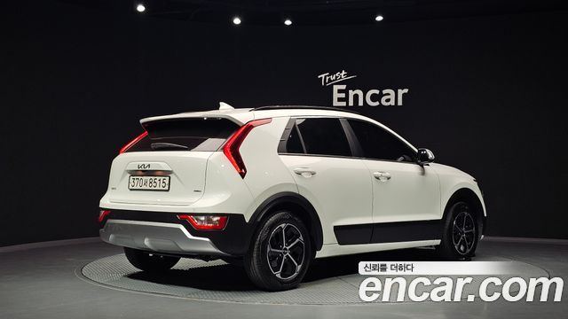 Kia Niro Trendy 2024 — фото 2