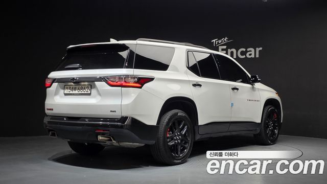 Chevrolet Traverse 3.6 AWD Redline 2020 — фото 2