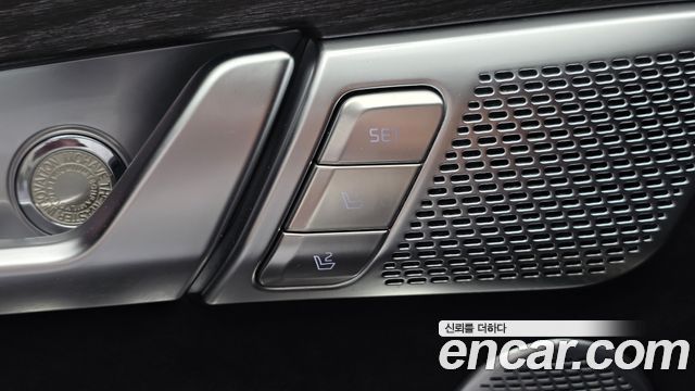 Kia Mohave The Master Diesel 3.0 4WD 6-Seater Masters Gravity 2022 — фото 13