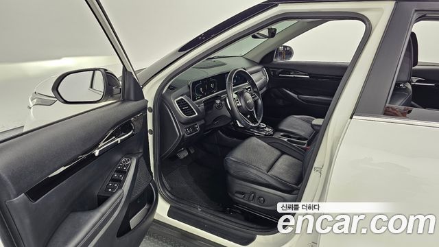 Kia Seltos Gasoline 1.6 Turbo 2WD Signature 2023 — фото 10