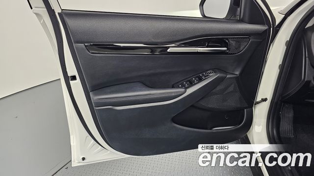 Kia Seltos Gasoline 1.6 Turbo 2WD Signature 2023 — фото 24