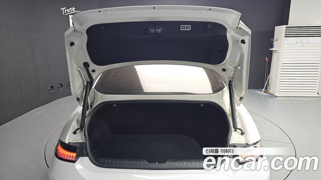 Hyundai Ioniq 6 Long Range Exclusive 2023 — фото 24