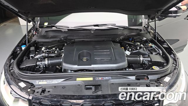 Land Rover Discovery 5 P360 Dynamic HSE 2024 — фото 6