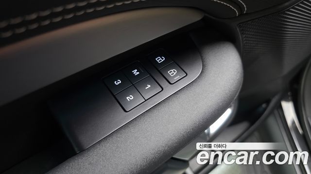 Land Rover Discovery 5 P360 Dynamic HSE 2024 — фото 14