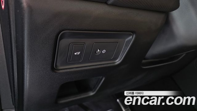 Land Rover Discovery 5 P360 Dynamic HSE 2024 — фото 20