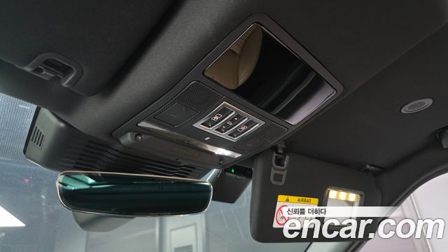 Land Rover Discovery 5 P360 Dynamic HSE 2024 — фото 30