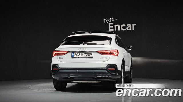 Audi Q3 (F3) 40 TFSI Quatrro Sport Back 2023 — фото 4