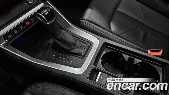 Audi Q3 (F3) 40 TFSI Quatrro Sport Back 2023 — фото 18