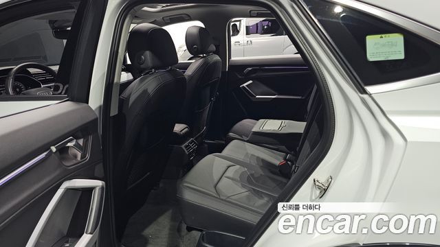 Audi Q3 (F3) 40 TFSI Quatrro Sport Back 2023 — фото 19