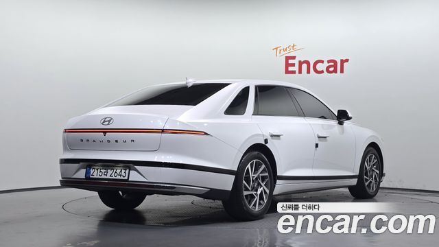Hyundai Grandeur (GN7) 2,5 Gasoline 2WD Premium 2026 — фото 2