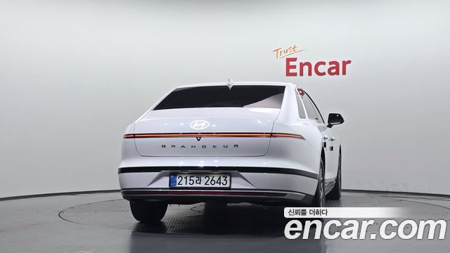 Hyundai Grandeur (GN7) 2,5 Gasoline 2WD Premium 2026 — фото 4