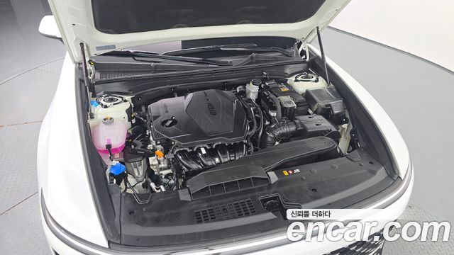 Hyundai Grandeur (GN7) 2,5 Gasoline 2WD Premium 2026 — фото 6