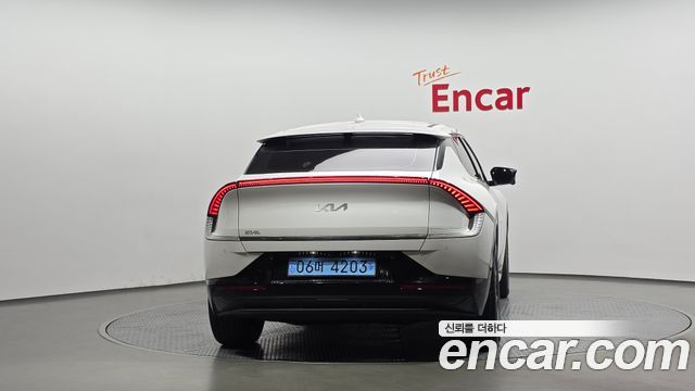Kia EV6 Long Range Earth 2022 — фото 4