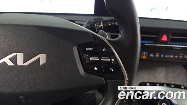 Kia EV6 Long Range Earth 2022 — фото 18