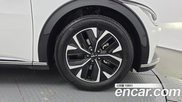 Kia EV6 Long Range Earth 2022 — фото 21