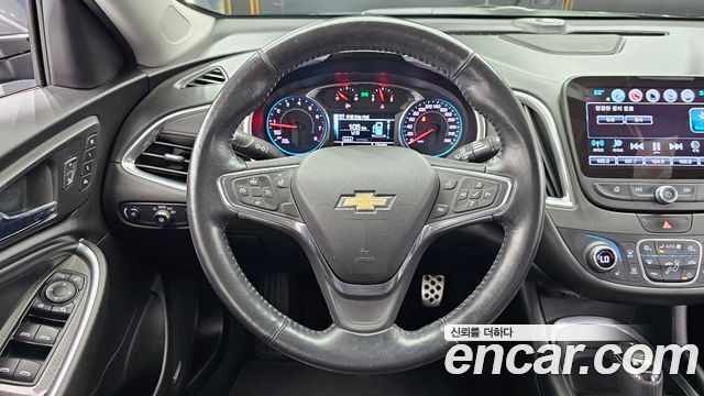 Chevrolet Malibu 1.5 Turbo LT Deluxe 2017 — фото 13