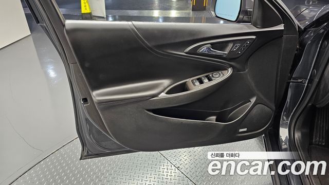Chevrolet Malibu 1.5 Turbo LT Deluxe 2017 — фото 24
