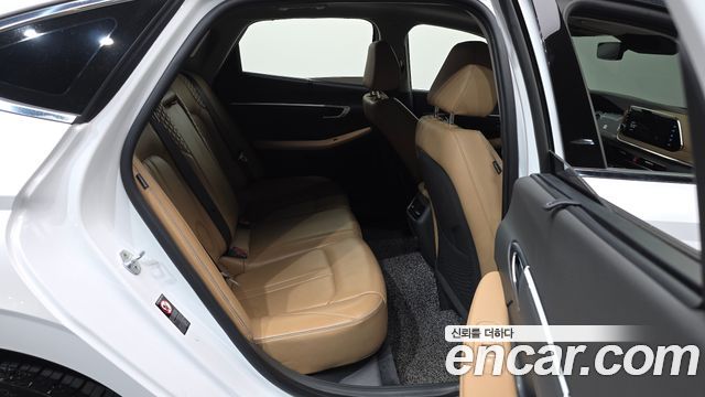 Hyundai Sonata (DN8) 2.0 Inspiration 2020 — фото 12