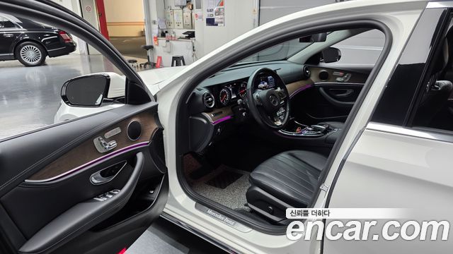 Mercedes-Benz E-Class (W213) E220d 4MATIC Exclusive 2017 — фото 10