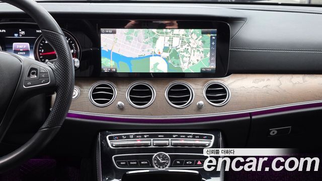 Mercedes-Benz E-Class (W213) E220d 4MATIC Exclusive 2017 — фото 13