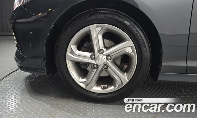 Hyundai Sonata New Rise 2.0 Smart Spicial 2019 — фото 5