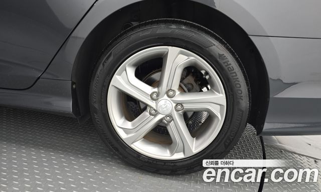 Hyundai Sonata New Rise 2.0 Smart Spicial 2019 — фото 21