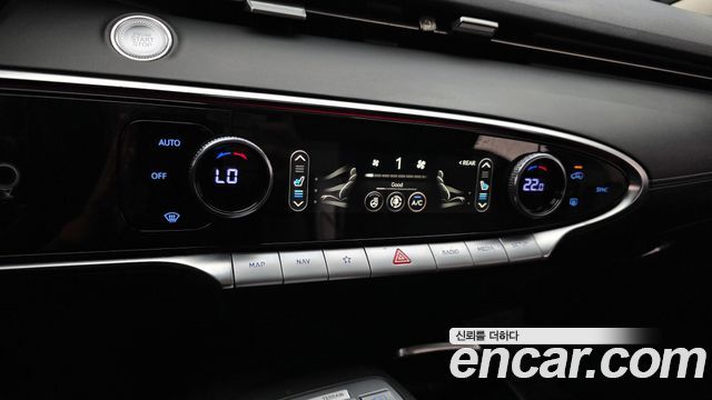Genesis GV70 2.2 Diesel AWD 2021 — фото 19