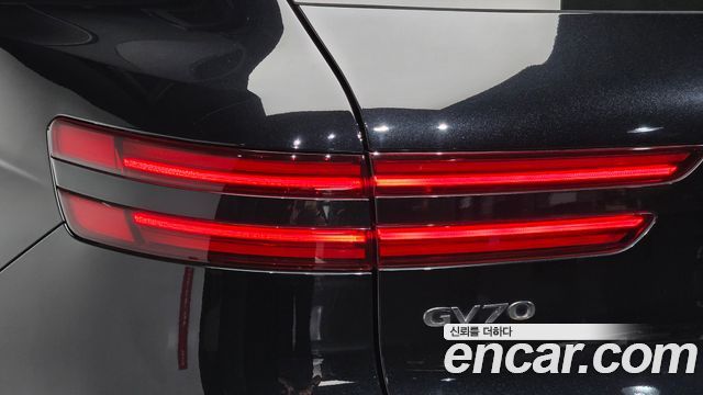 Genesis GV70 2.2 Diesel AWD 2021 — фото 23