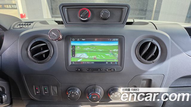 Renault Korea Master 2.3 15-Seater 2019 — фото 12