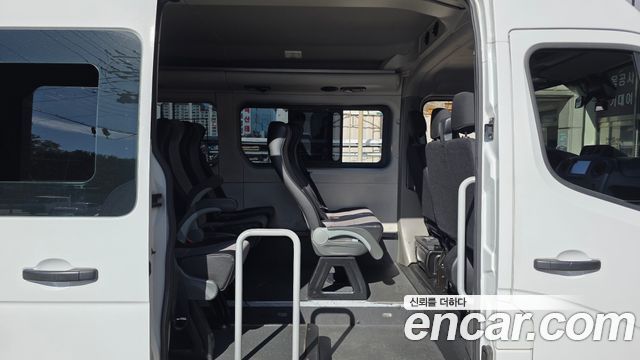 Renault Korea Master 2.3 15-Seater 2019 — фото 19
