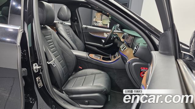 Mercedes-Benz E-Class (W213) E220d 4MATIC Exclusive 2021 — фото 11