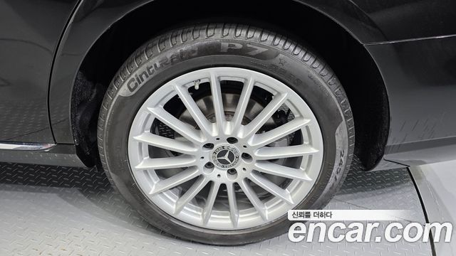 Mercedes-Benz E-Class (W213) E220d 4MATIC Exclusive 2021 — фото 21