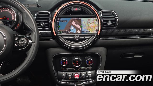 MINI Cooper Clubman Savile Row Edition 2nd 2020 — фото 13
