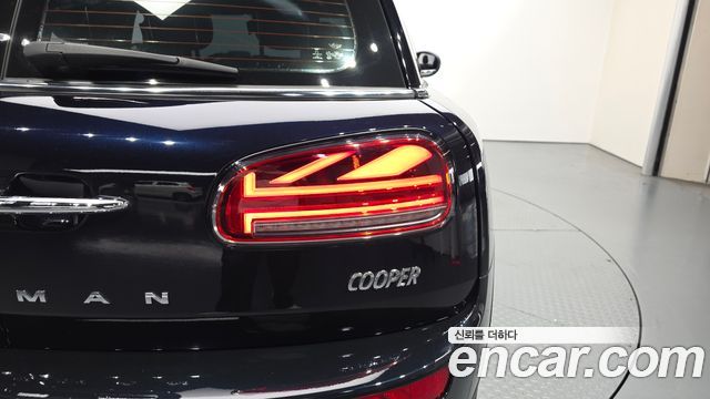 MINI Cooper Clubman Savile Row Edition 2nd 2020 — фото 23