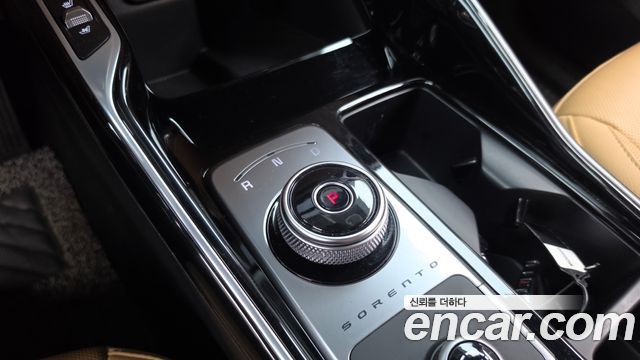 Kia Sorento (IV) Gasoline 2.5T 2WD Noblesse 2023 — фото 9