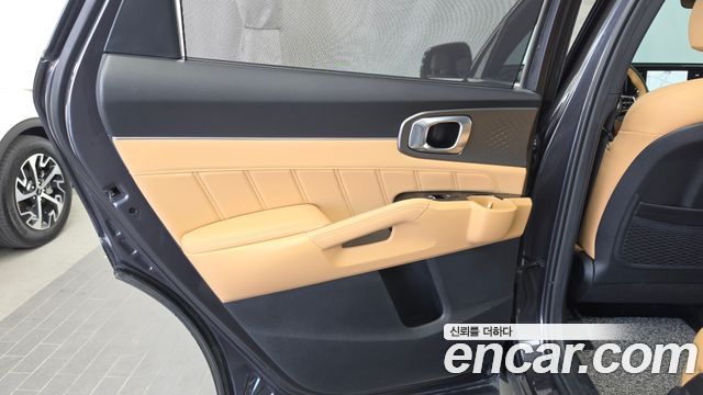 Kia Sorento (IV) Gasoline 2.5T 2WD Noblesse 2023 — фото 25