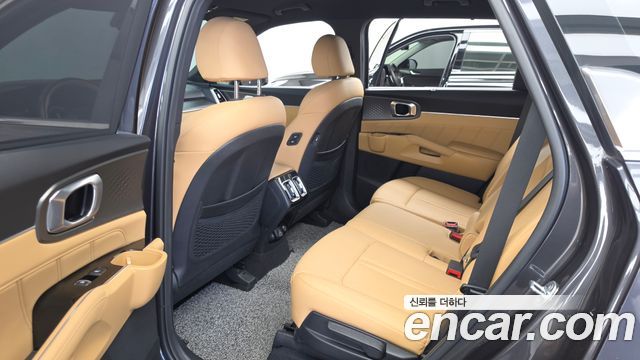 Kia Sorento (IV) Gasoline 2.5T 2WD Noblesse 2023 — фото 26
