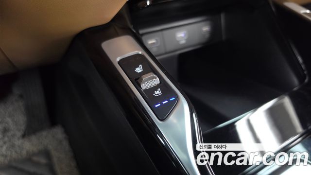 Kia Sorento (IV) Gasoline 2.5T 2WD Noblesse 2023 — фото 27