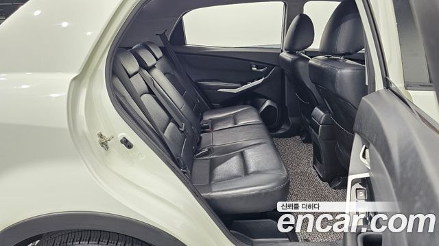 KG Mobility (SsangYong) Style Korando C 2.2 RX 4WD High DLX 2018 — фото 11
