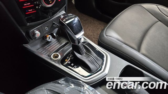 KG Mobility (SsangYong) Tivoli Armor LX 2WD 2019 — фото 9