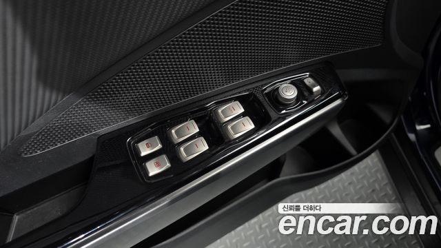 KG Mobility (SsangYong) Tivoli Armor LX 2WD 2019 — фото 28
